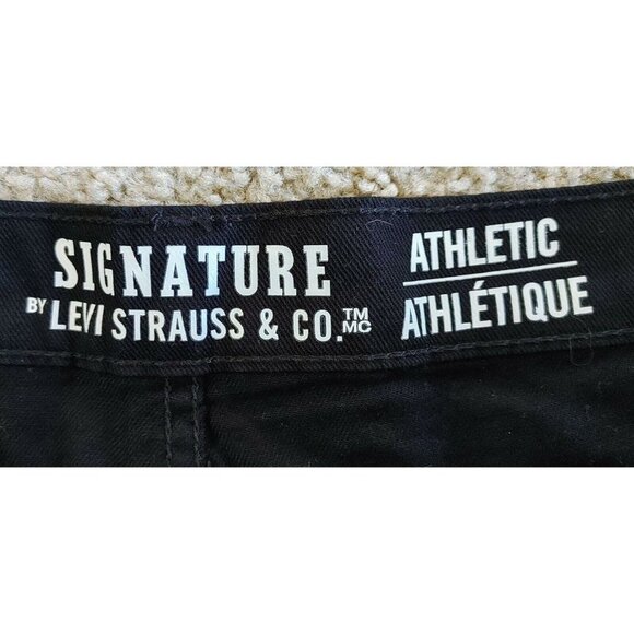 Levi's Signature Black  Jean Shorts Men's Size 42 Cotton Blend Flat Front - Picture 2 of 3